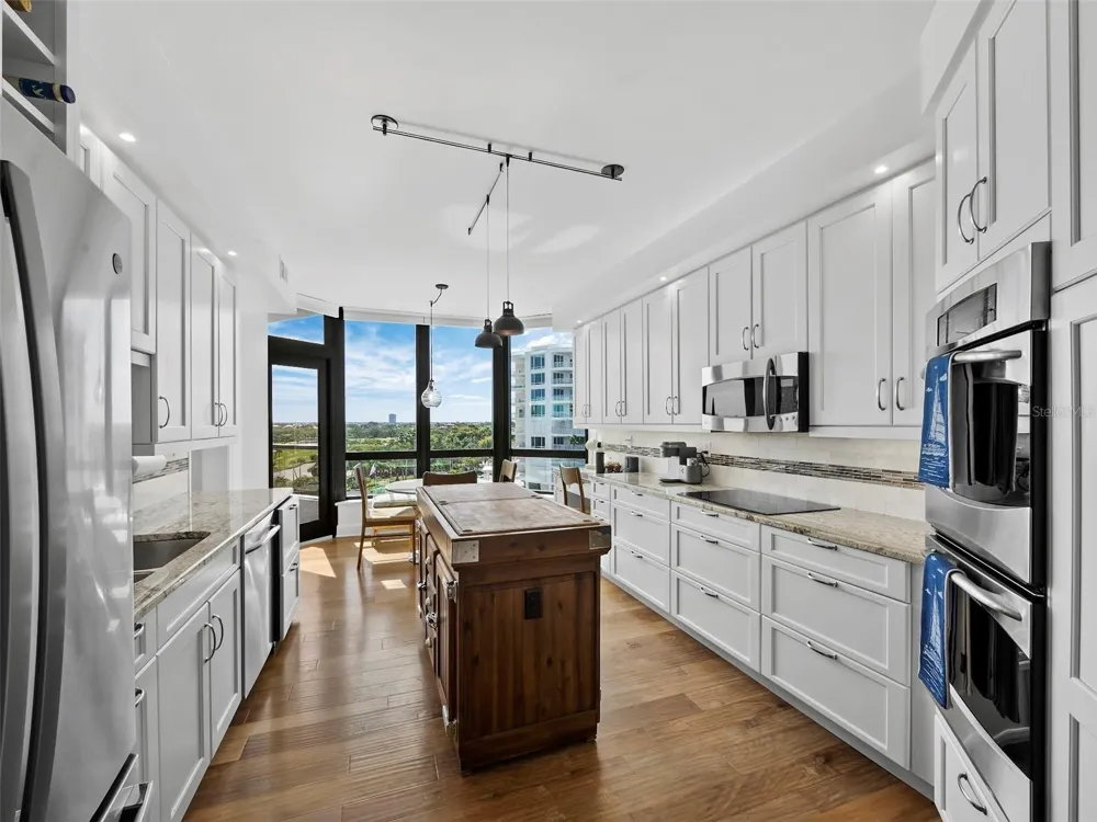 535 SANCTUARY DRIVE #A603 Longboat Key, FL 34228