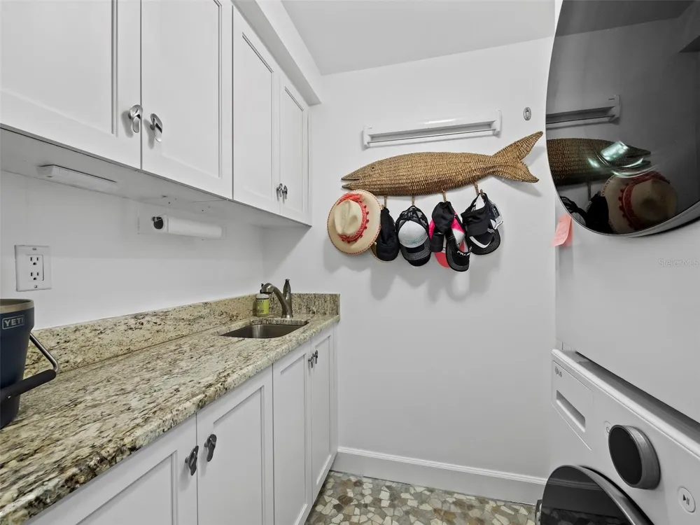 535 SANCTUARY DRIVE #A603 Longboat Key, FL 34228