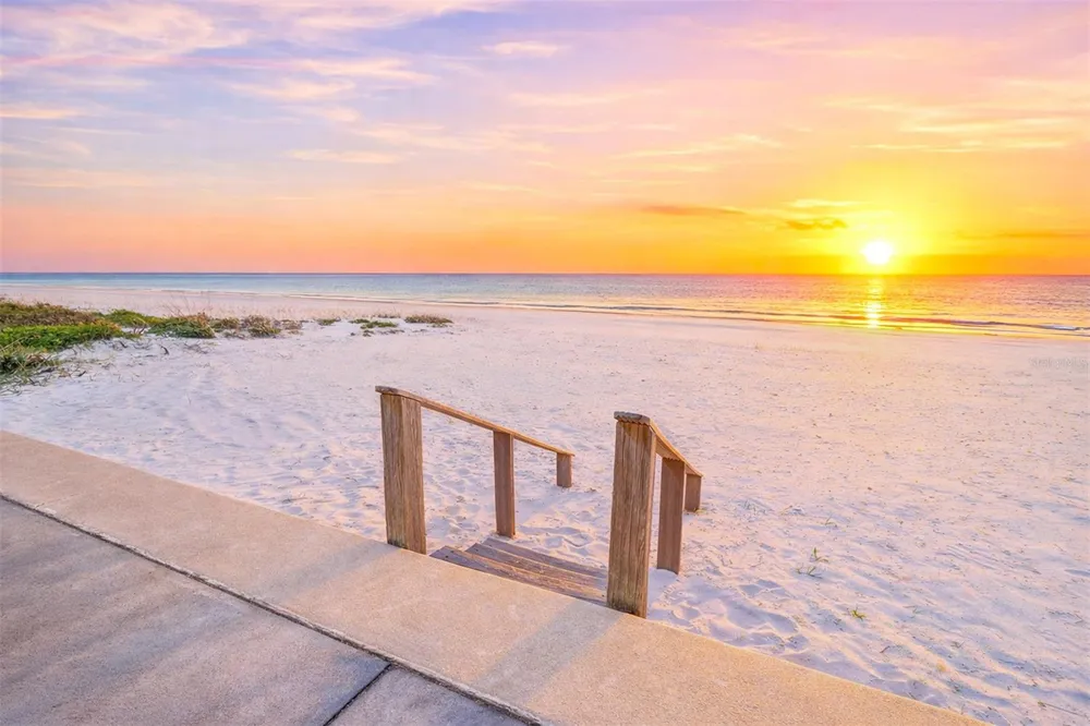 18206 SUNSET BOULEVARD Redington Shores, FL 33708