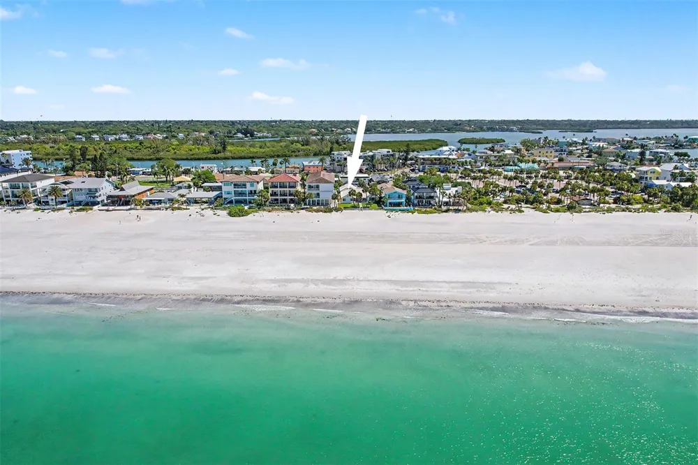 18206 SUNSET BOULEVARD Redington Shores, FL 33708