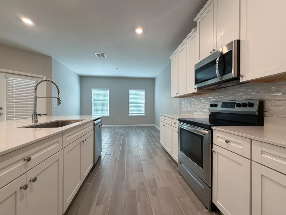 2258 NW 89TH WAY Gainesville, FL 32606
