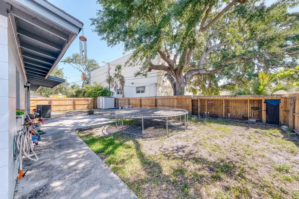 5919 LUZON DRIVE Orlando, FL 32809