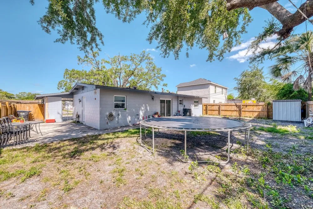 5919 LUZON DRIVE Orlando, FL 32809