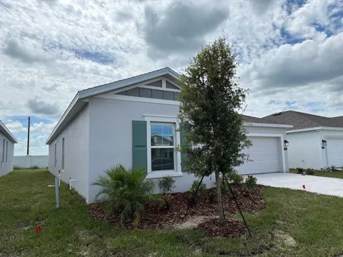 652 TROTTERS DRIVE