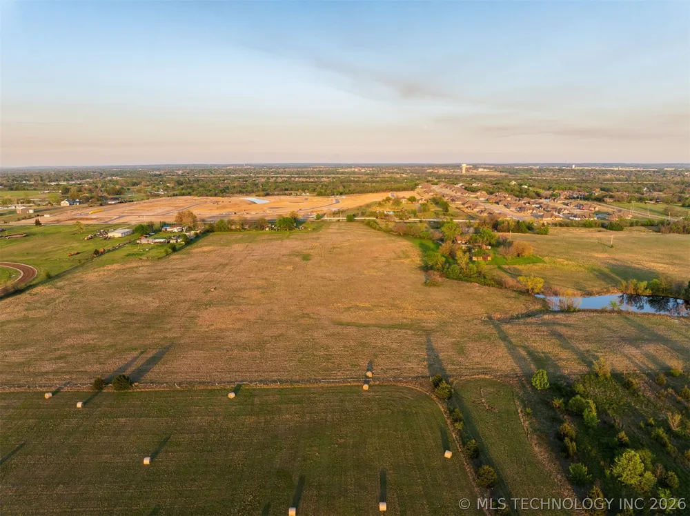 2 Memorial Drive Owasso, OK 74055