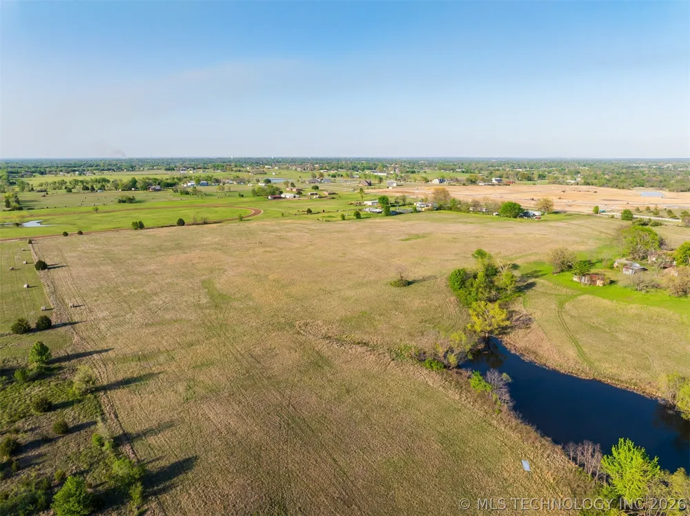2 Memorial Drive Owasso, OK 74055