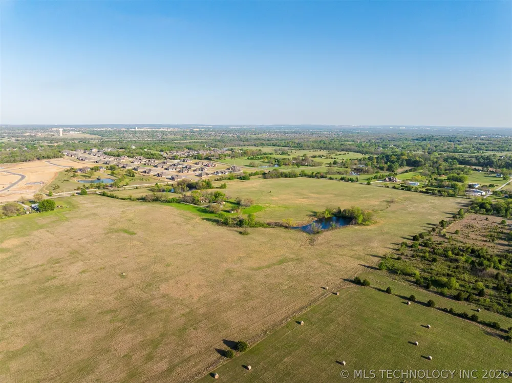 2 Memorial Drive Owasso, OK 74055