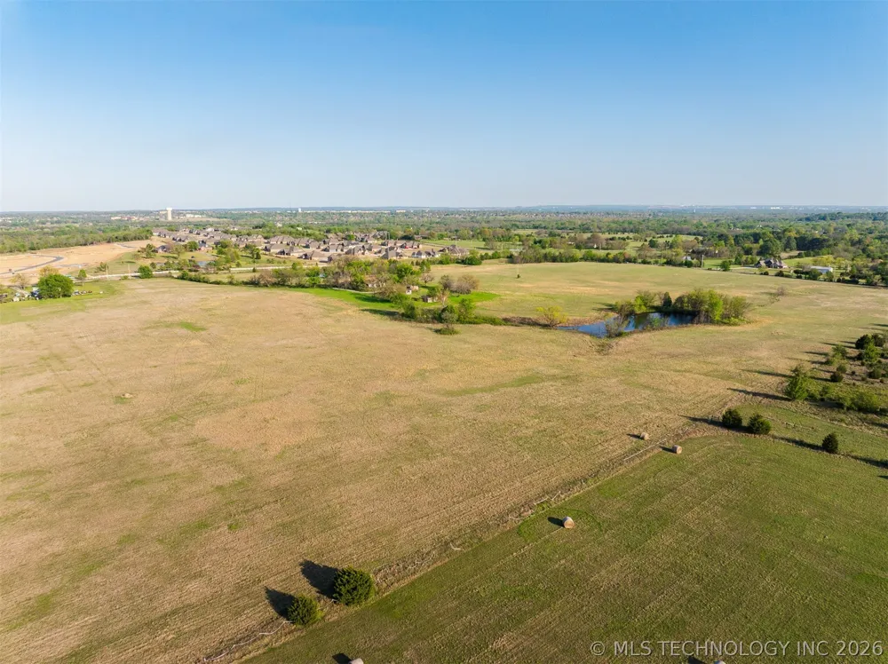 2 Memorial Drive Owasso, OK 74055