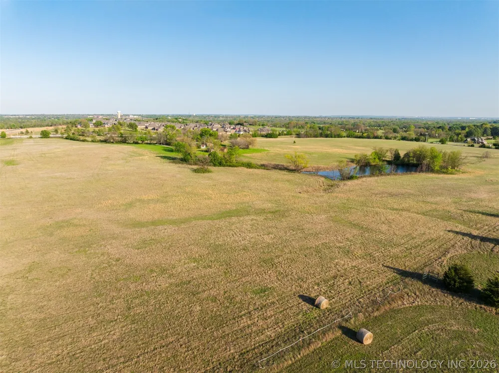 2 Memorial Drive Owasso, OK 74055