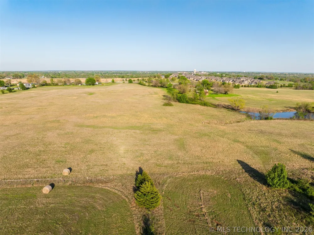 2 Memorial Drive Owasso, OK 74055
