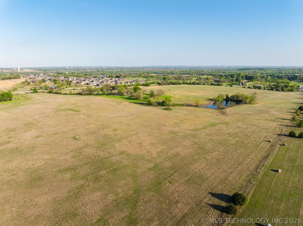 2 Memorial Drive Owasso, OK 74055