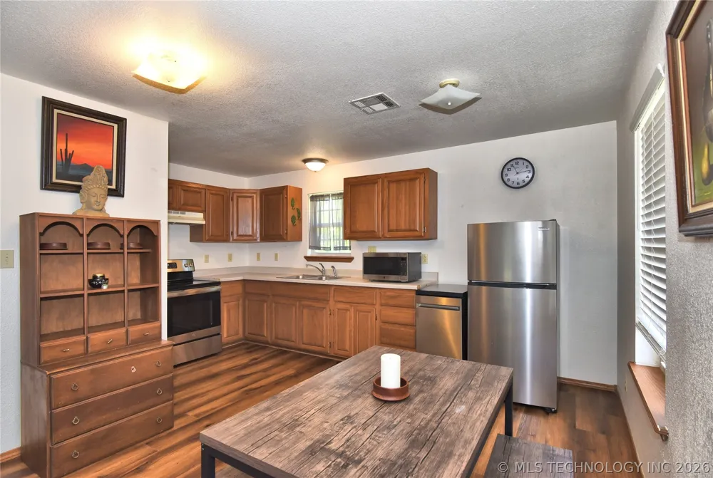 6108 S 42nd West Avenue Sapulpa, OK 74132
