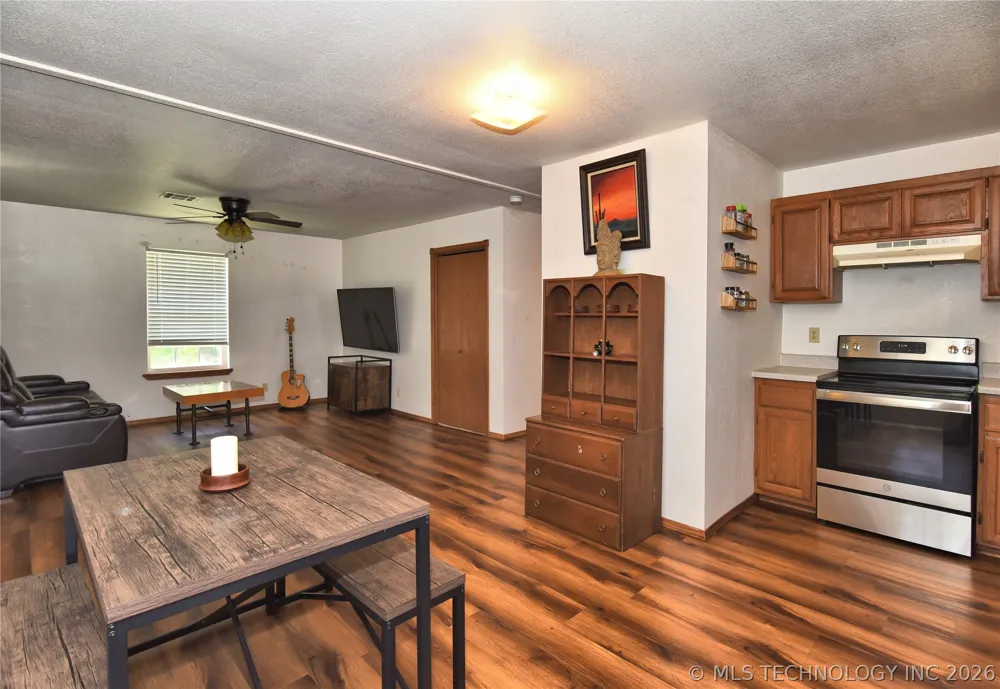 6108 S 42nd West Avenue Sapulpa, OK 74132