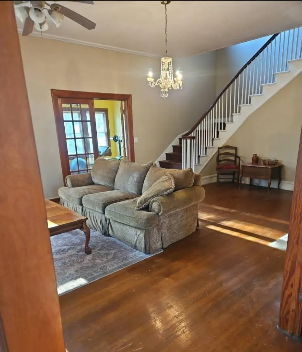 305 W Main Street Kirbyville, TX 75956