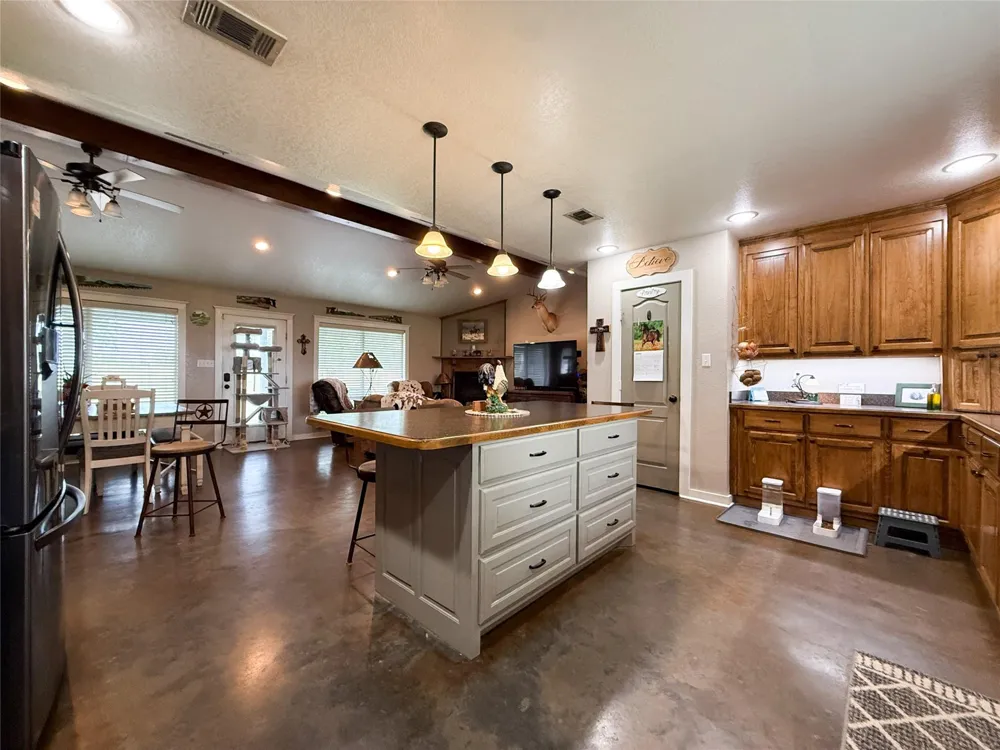 104 Fcr 867 Teague, TX 75860