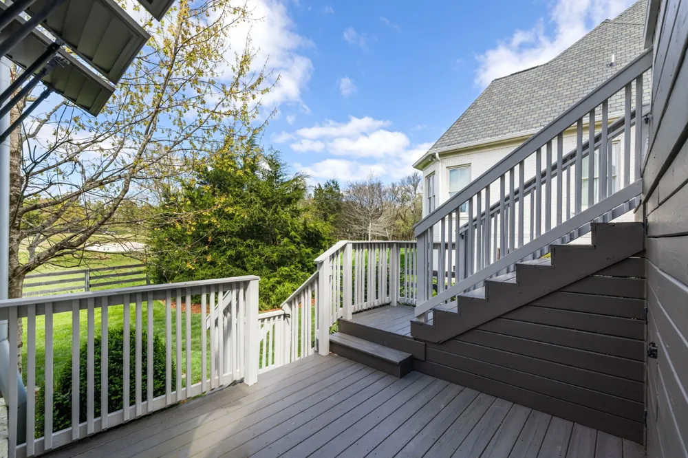 7000 Lanceleaf Dr College Grove, TN 37046