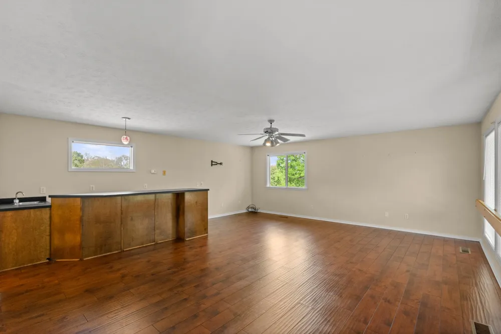 1212 Rosewood Dr Centerville, TN 37033