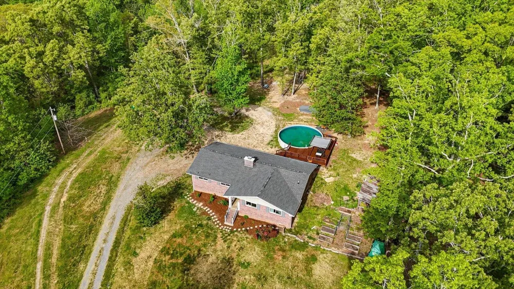 4156 N Marble Top Road Chickamauga, GA 30707