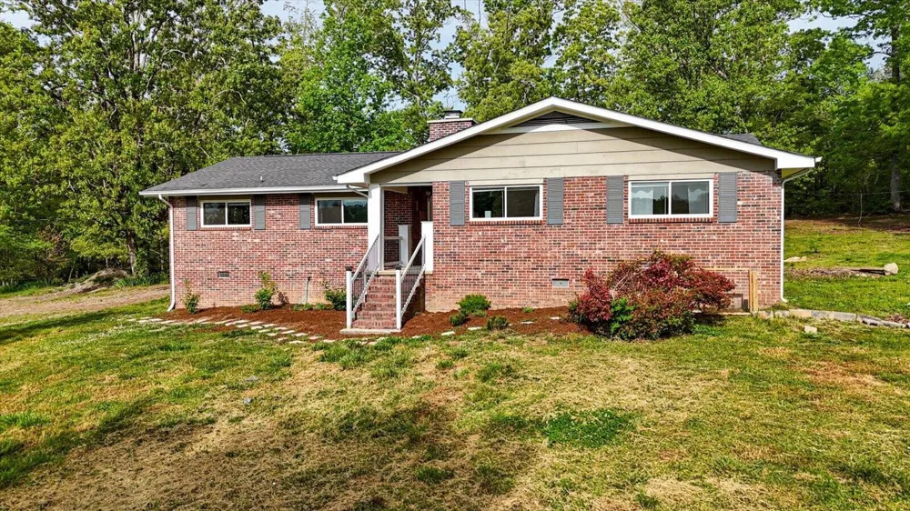 4156 N Marble Top Road Chickamauga, GA 30707