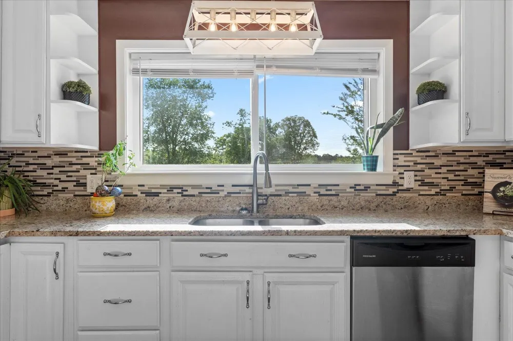 4156 N Marble Top Road Chickamauga, GA 30707