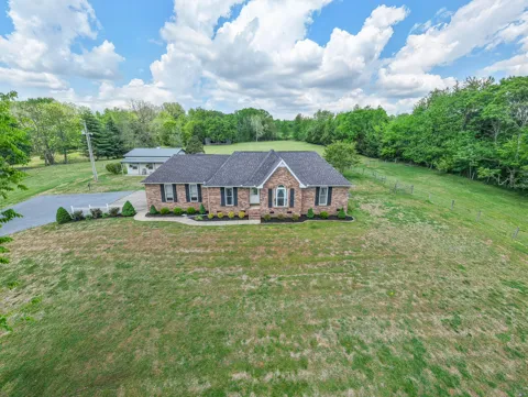 590 Allisona Rd