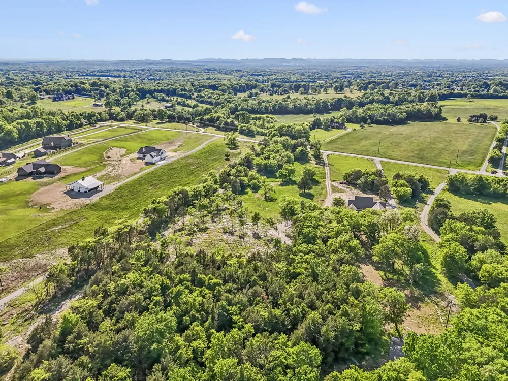 10567 Versailles Rd Rockvale, TN 37153