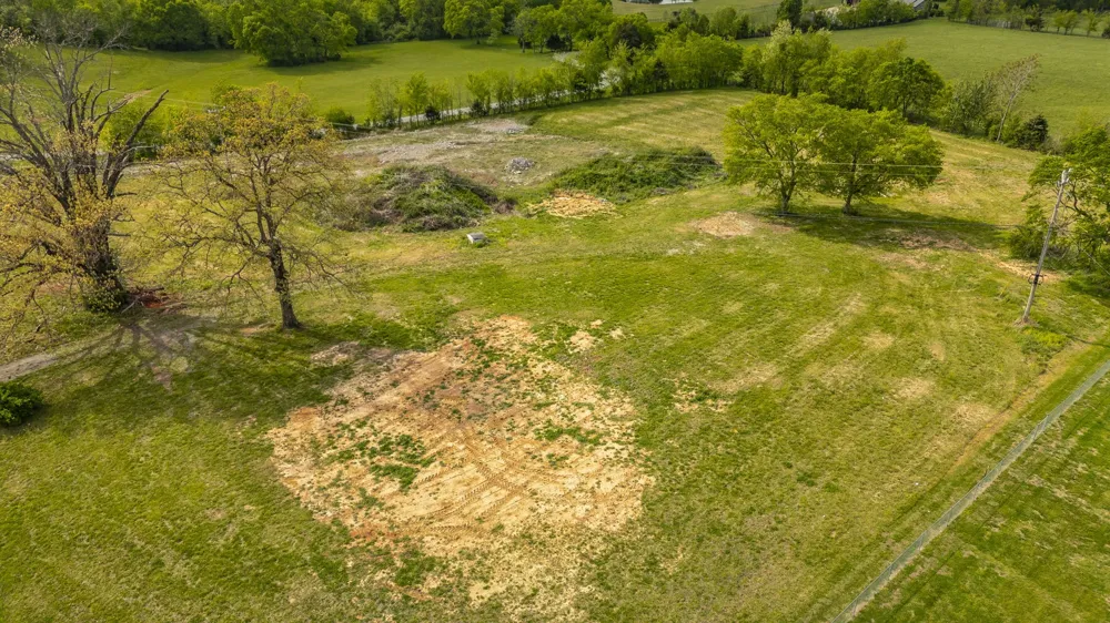 4444 Highway 76 Cottontown, TN 37048