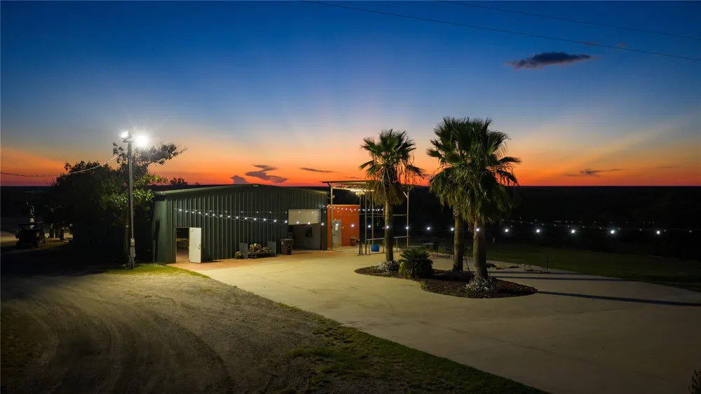 3745 Cr 4006 Crystal City, TX 78839