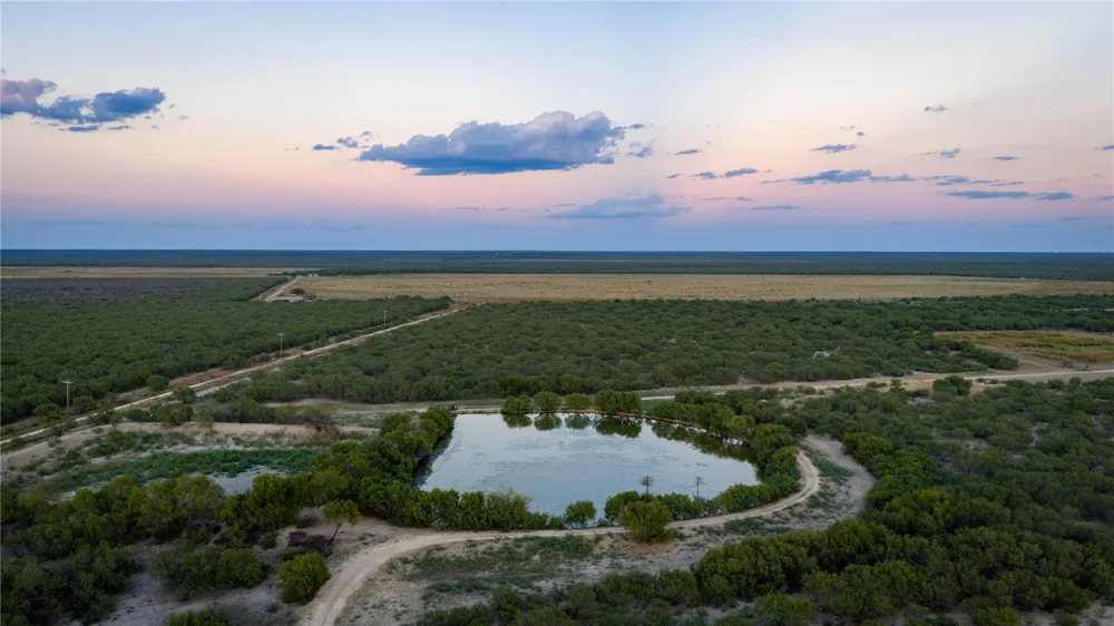 3745 Cr 4006 Crystal City, TX 78839