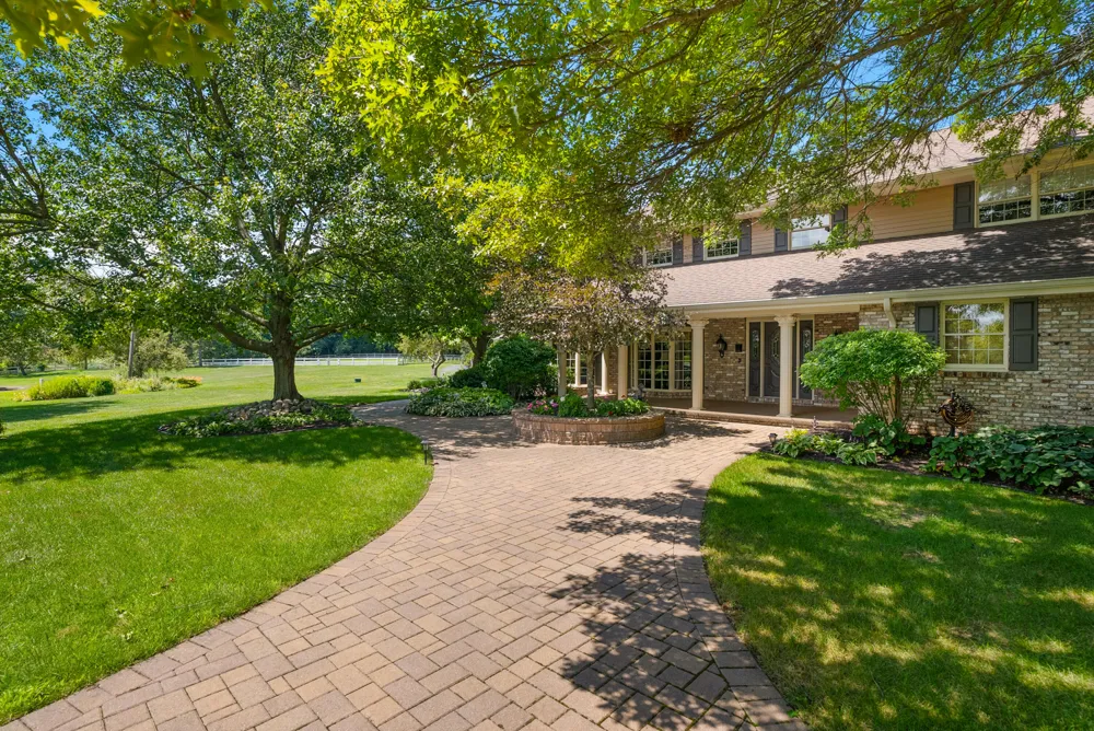 6130 Eidson Road Royalton Township, MI 49085
