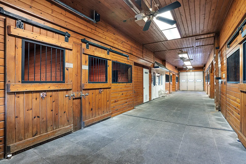 6130 Eidson Road Royalton Township, MI 49085
