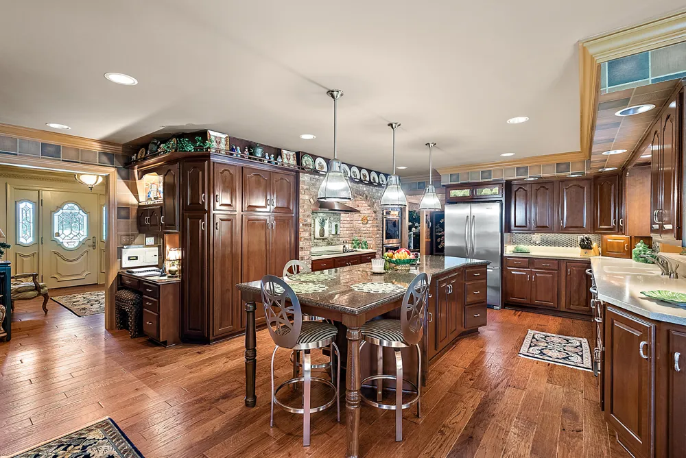 6130 Eidson Road Royalton Township, MI 49085