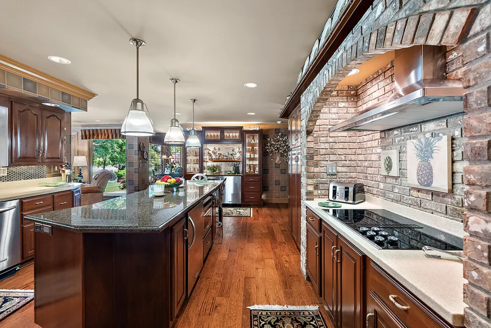 6130 Eidson Road Royalton Township, MI 49085