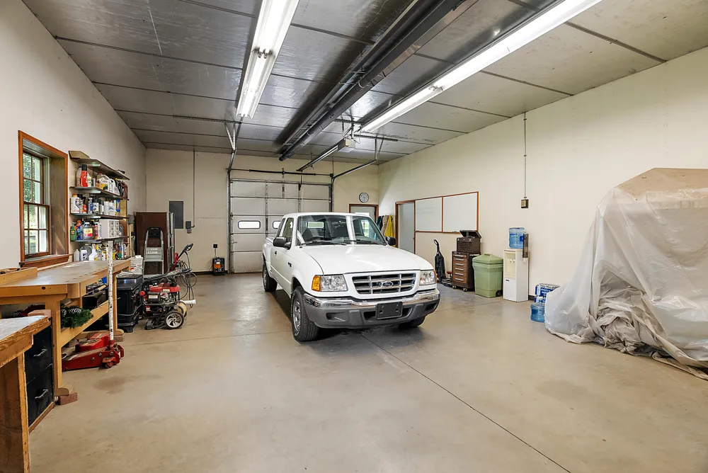 6130 Eidson Road Royalton Township, MI 49085