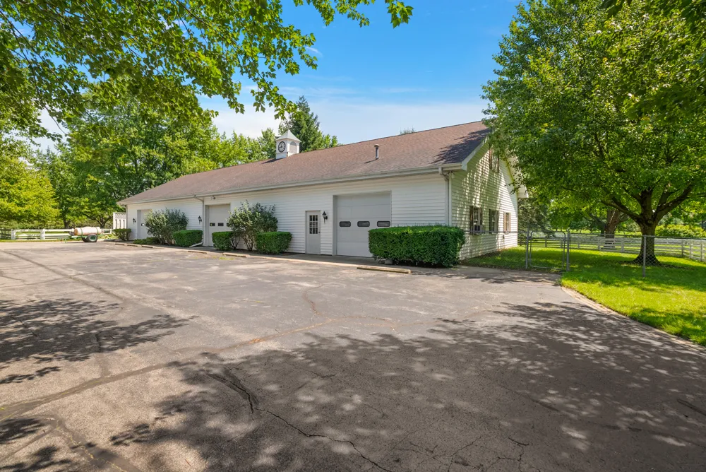 6130 Eidson Road Royalton Township, MI 49085