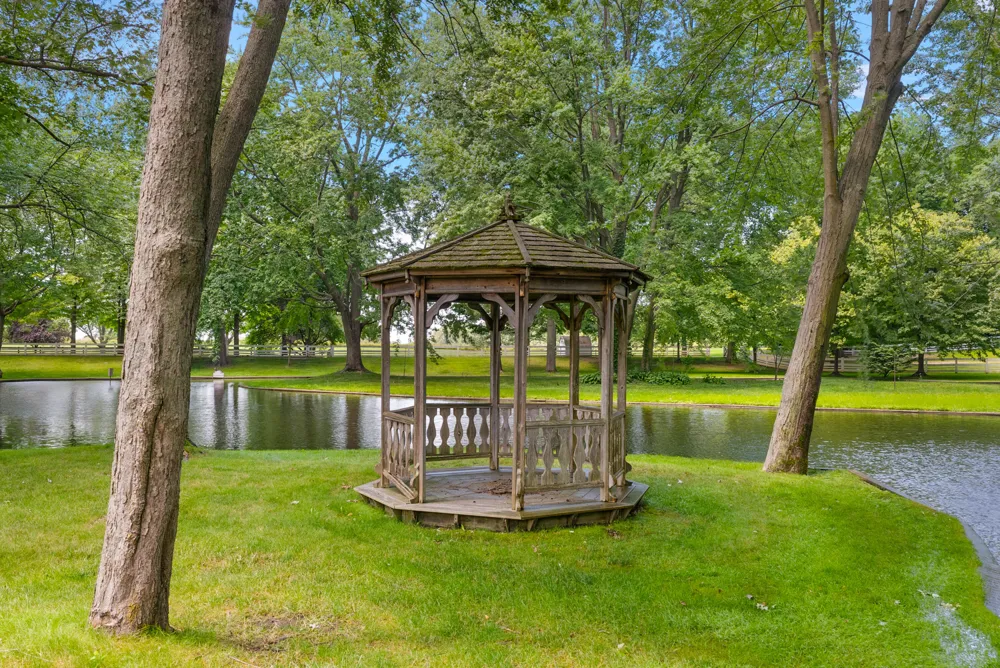 6130 Eidson Road Royalton Township, MI 49085