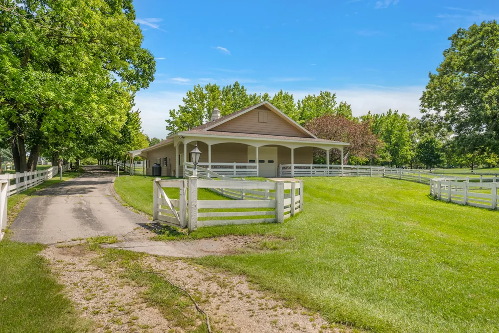 6130 Eidson Road Royalton Township, MI 49085