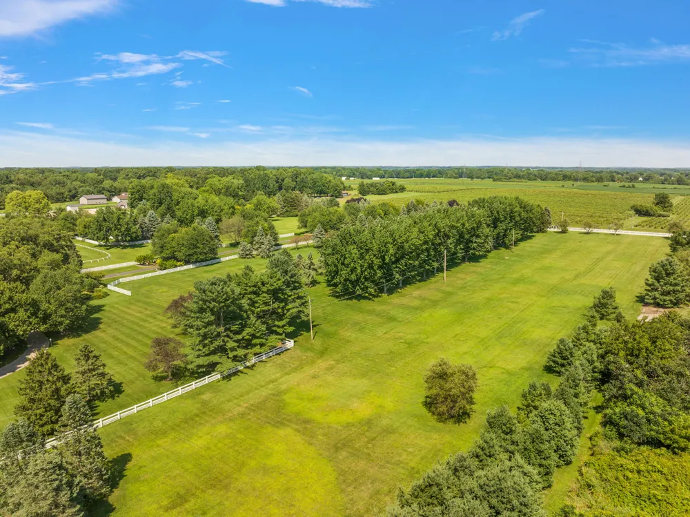 6130 Eidson Road Royalton Township, MI 49085