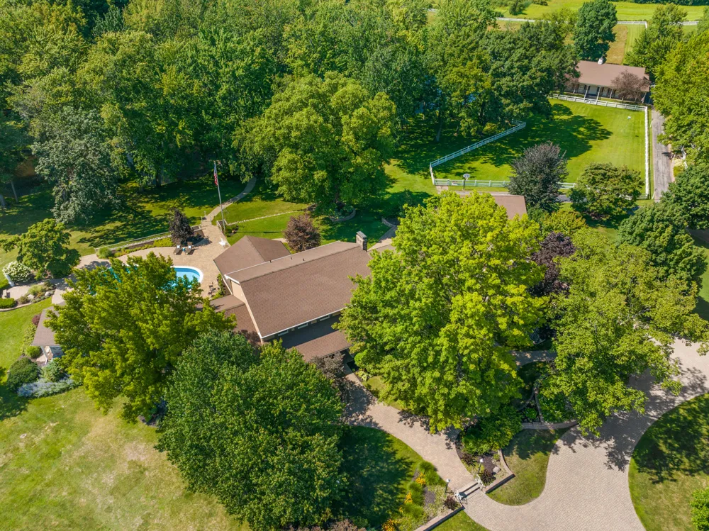 6130 Eidson Road Royalton Township, MI 49085