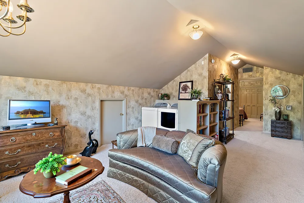 6130 Eidson Road Royalton Township, MI 49085
