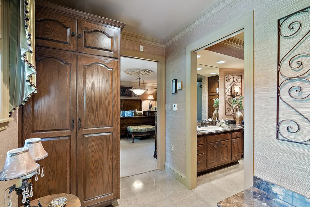 6130 Eidson Road Royalton Township, MI 49085