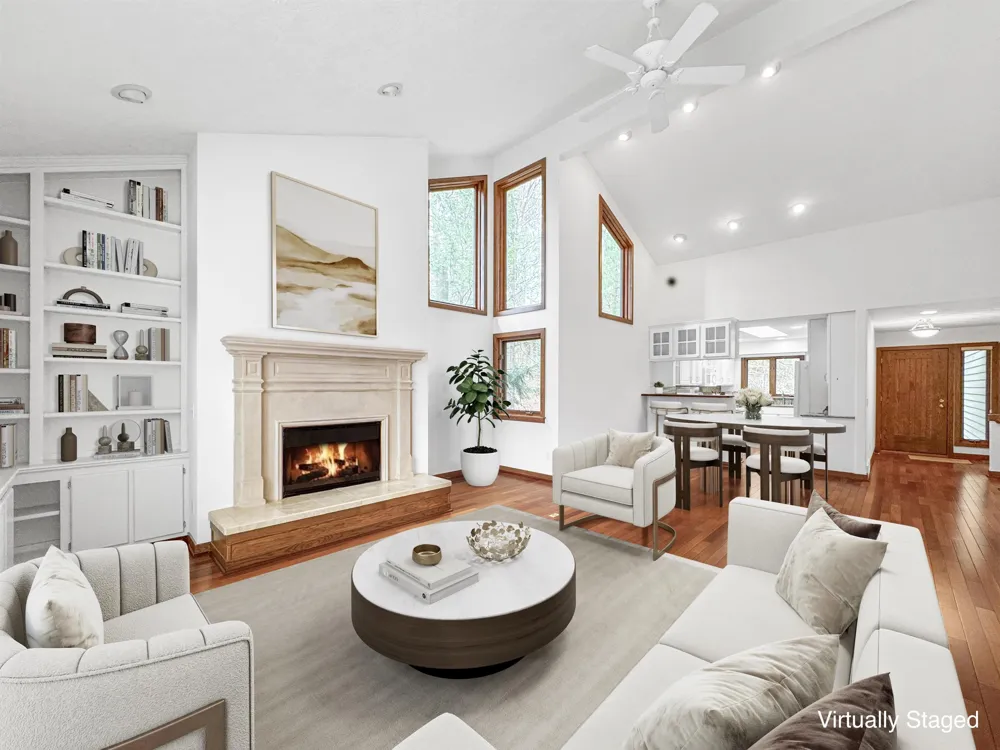 6179 Red Fox Run Peninsula Township, MI 49686