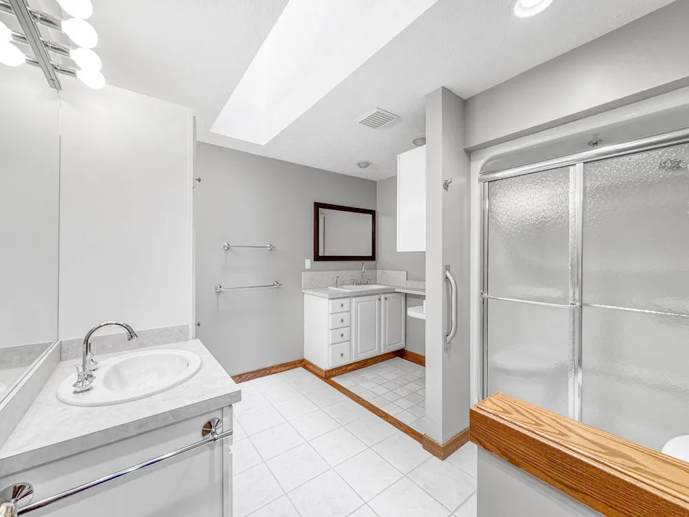 6179 Red Fox Run Peninsula Township, MI 49686