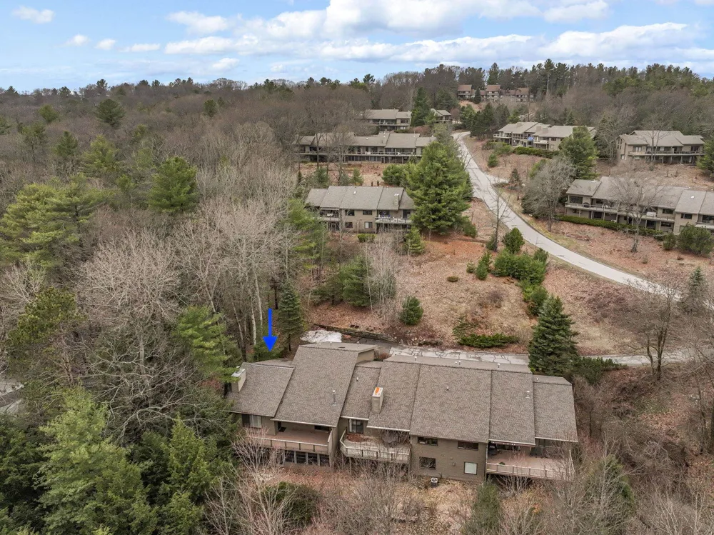 6179 Red Fox Run Peninsula Township, MI 49686