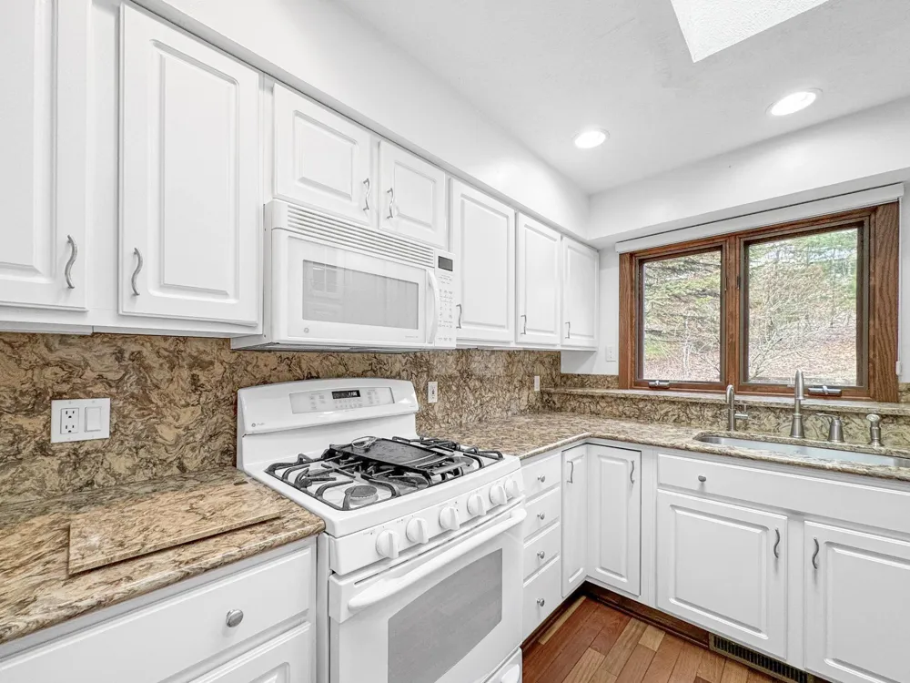 6179 Red Fox Run Peninsula Township, MI 49686