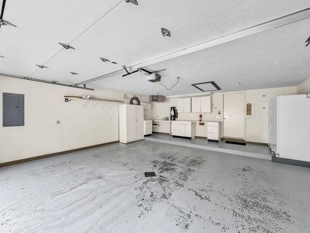 6179 Red Fox Run Peninsula Township, MI 49686