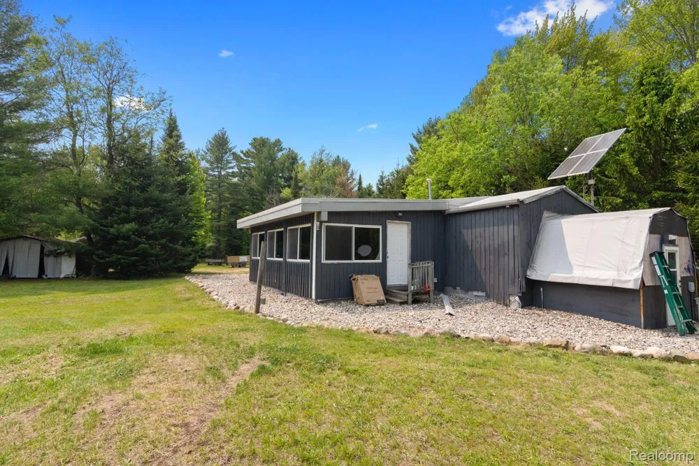 5960 Trail SE Orange Township, MI 49646