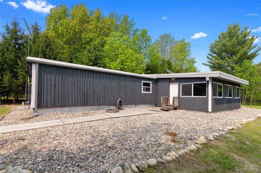 5960 Trail SE Orange Township, MI 49646