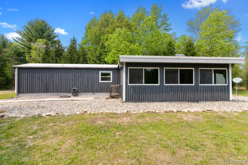 5960 Trail SE Orange Township, MI 49646