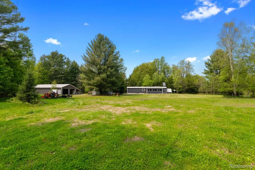 5960 Trail SE Orange Township, MI 49646